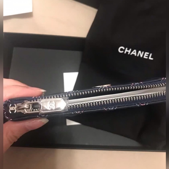 Chanel o case zip pouch wallet bag - Picture 4 of 5